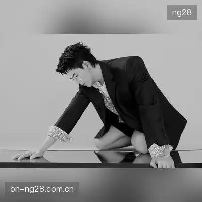 罗浩宇